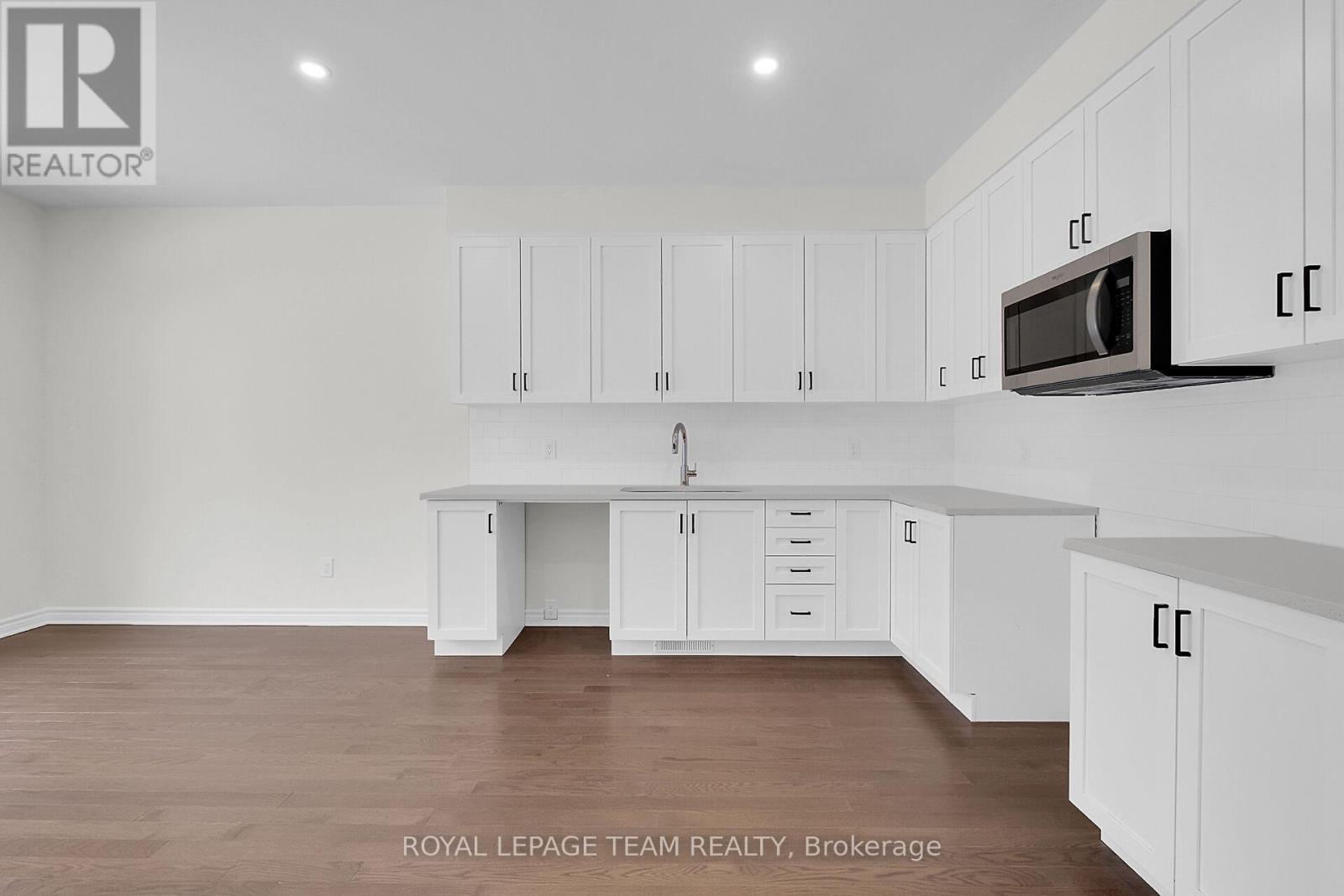 












653 PERSIMMON WAY

,
Ottawa,




Ontario
K1W0T3

