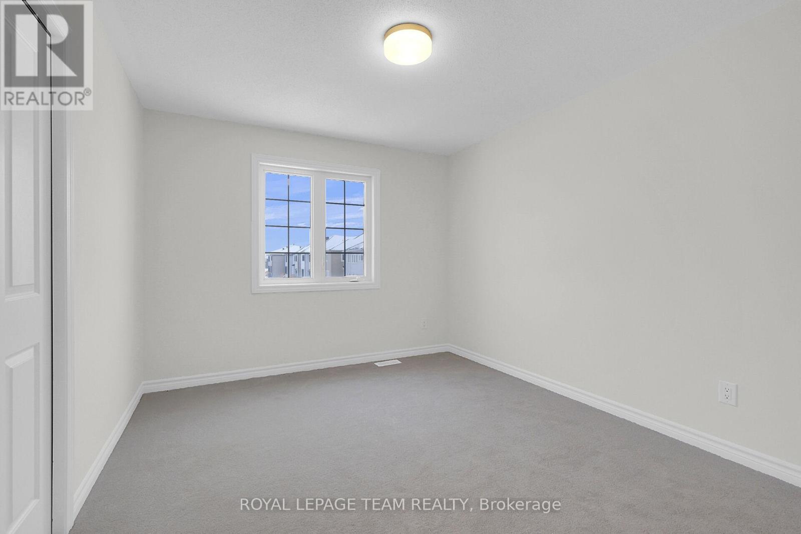 












653 PERSIMMON WAY

,
Ottawa,




Ontario
K1W0T3

