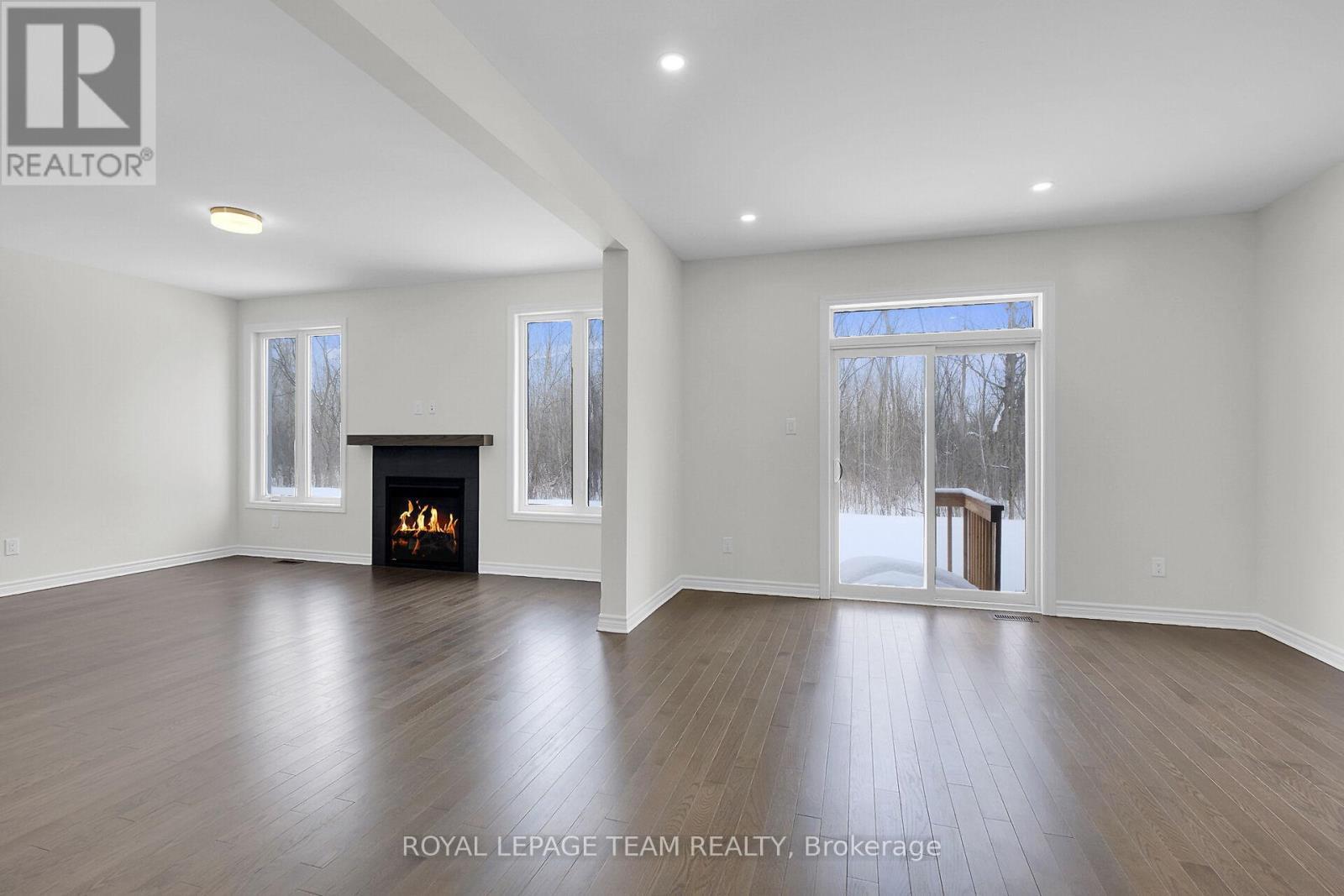 












653 PERSIMMON WAY

,
Ottawa,




Ontario
K1W0T3

