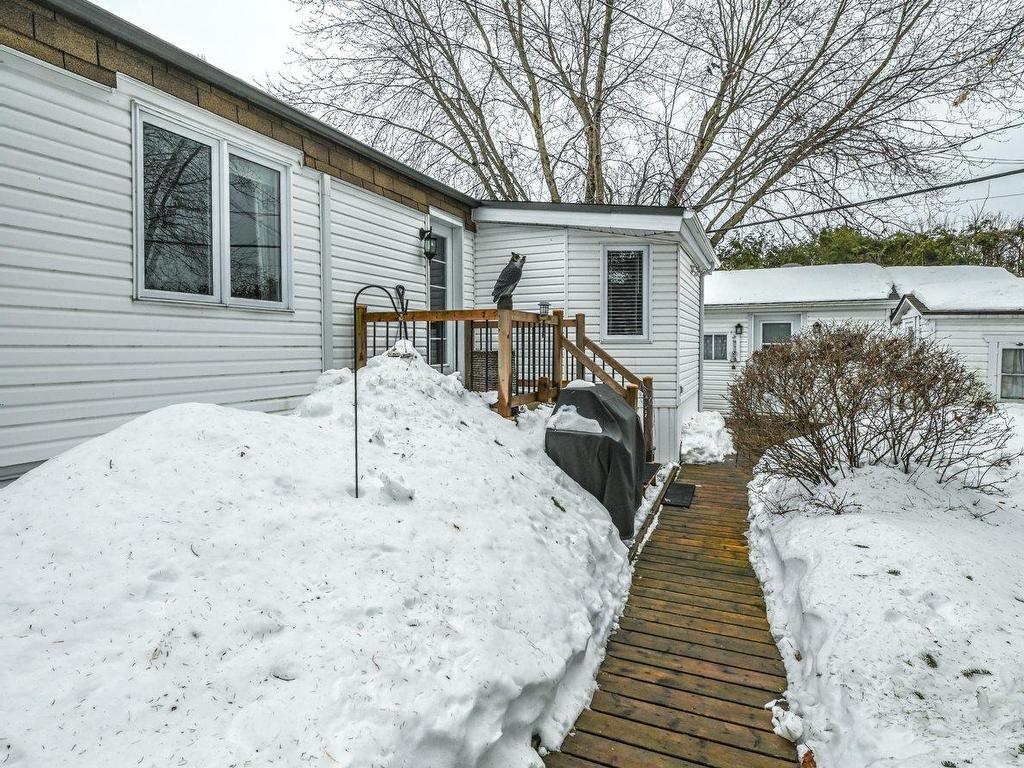 









15


Rue Francine

,
Saint-Jean-sur-Richelieu,




QC
J2W1N6

