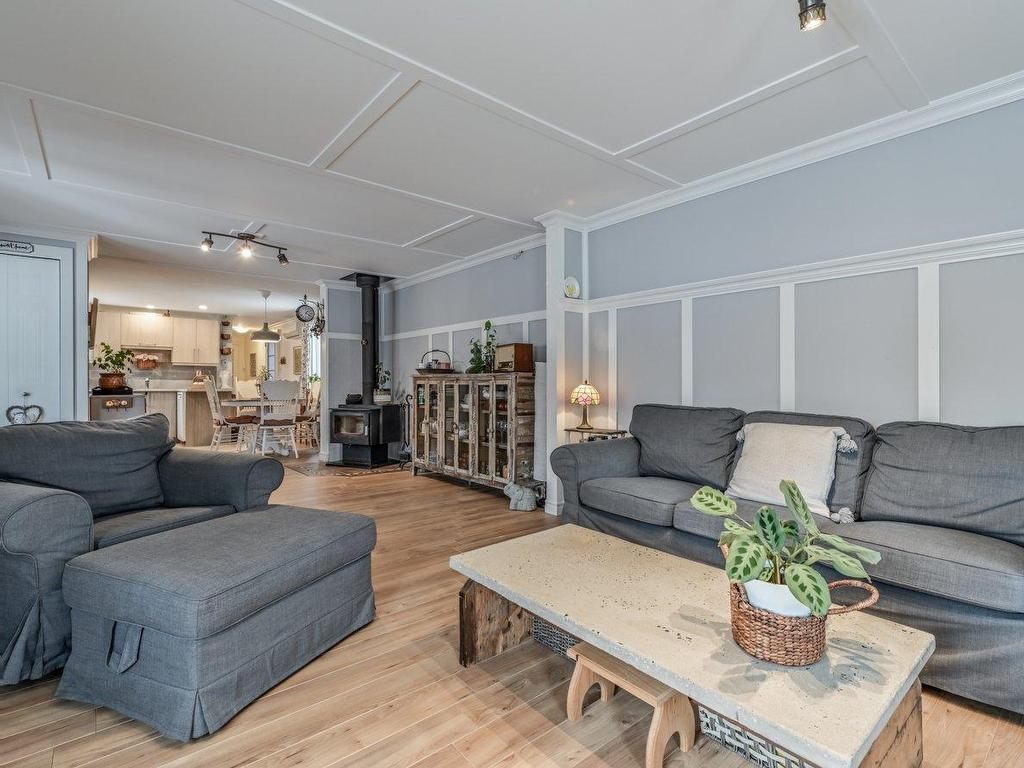 









15


Rue Francine

,
Saint-Jean-sur-Richelieu,




QC
J2W1N6

