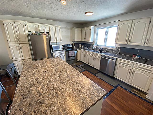 









60057


DUCHARME

RD,
Reynolds,




MB
R0E 1X0

