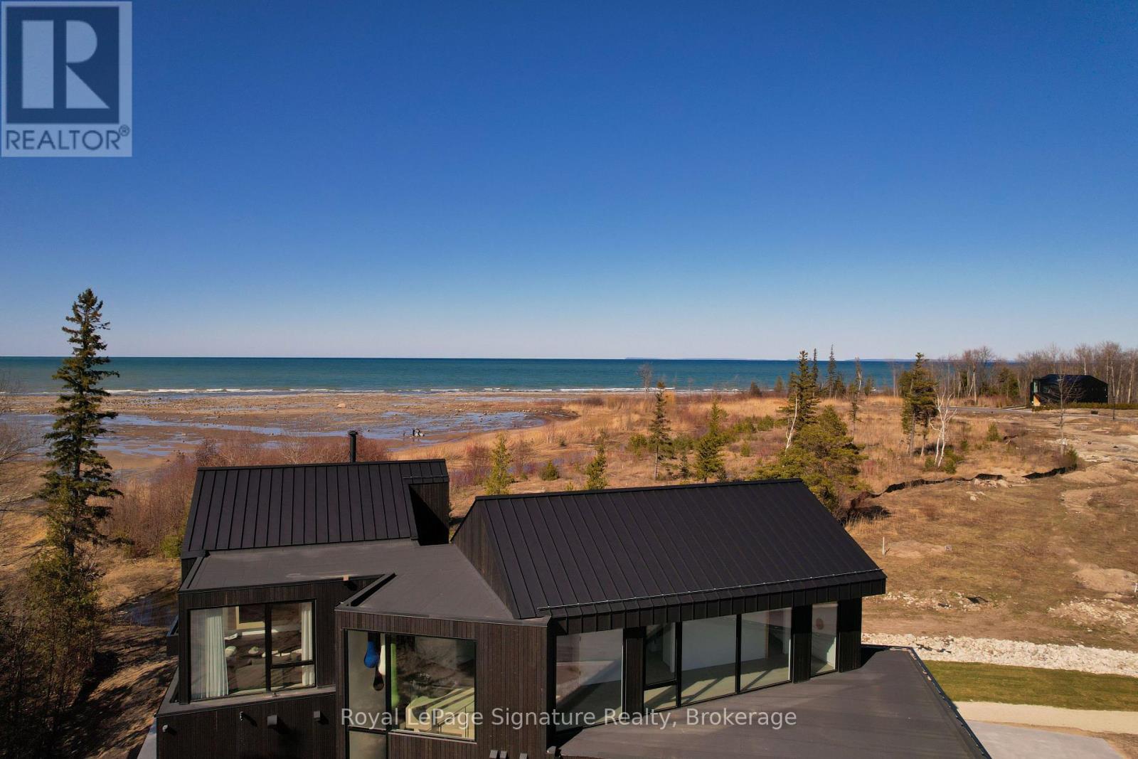 












120 SEBASTIAN STREET

,
Blue Mountains,




Ontario
N0H1J0

