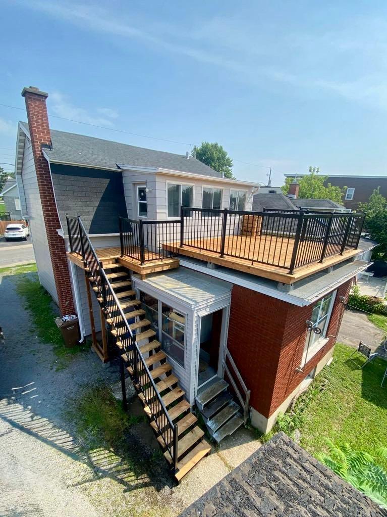 









238

 - 238A


Rue Notre-Dame E.

,
Trois-Rivières,




QC
G8T4B7

