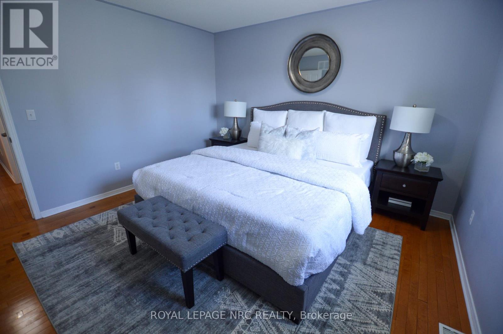 












326 BECKETT CRESCENT

,
Pelham (Fonthill),




Ontario
L0S1E4

