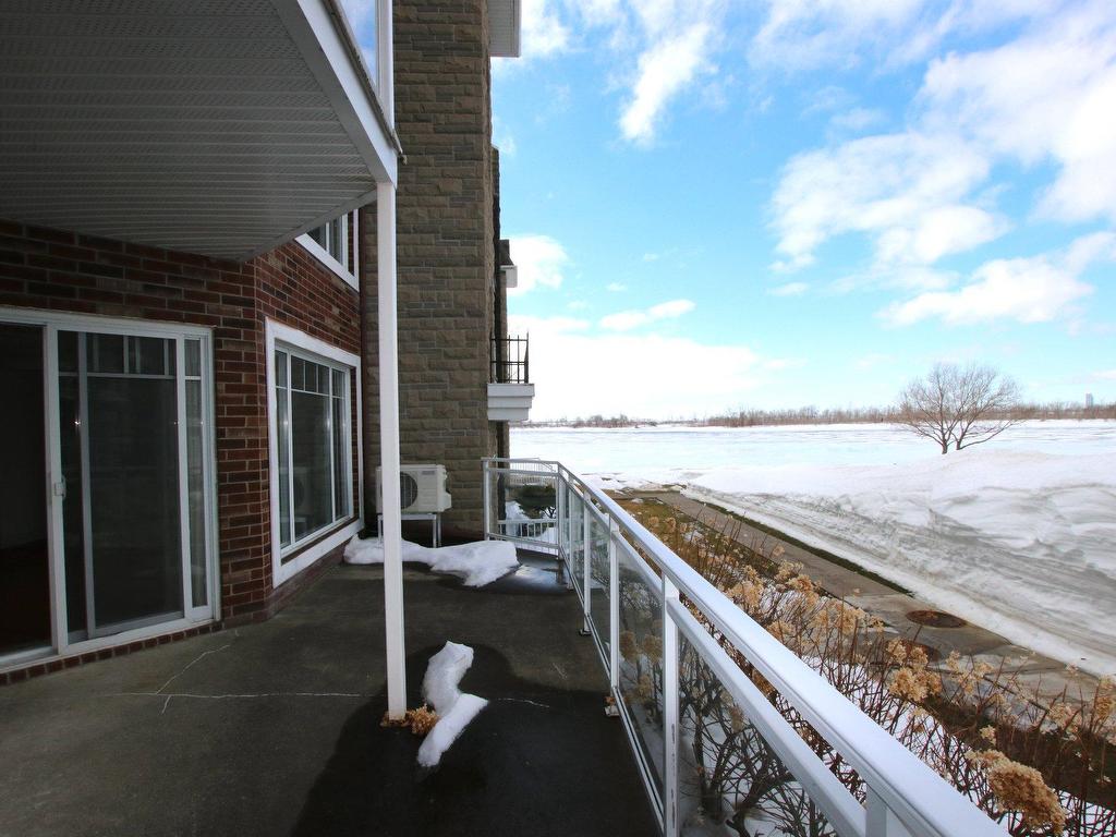 









9000


Rue des Roselieres

, 3,
Brossard,




QC
J4X2Y4

