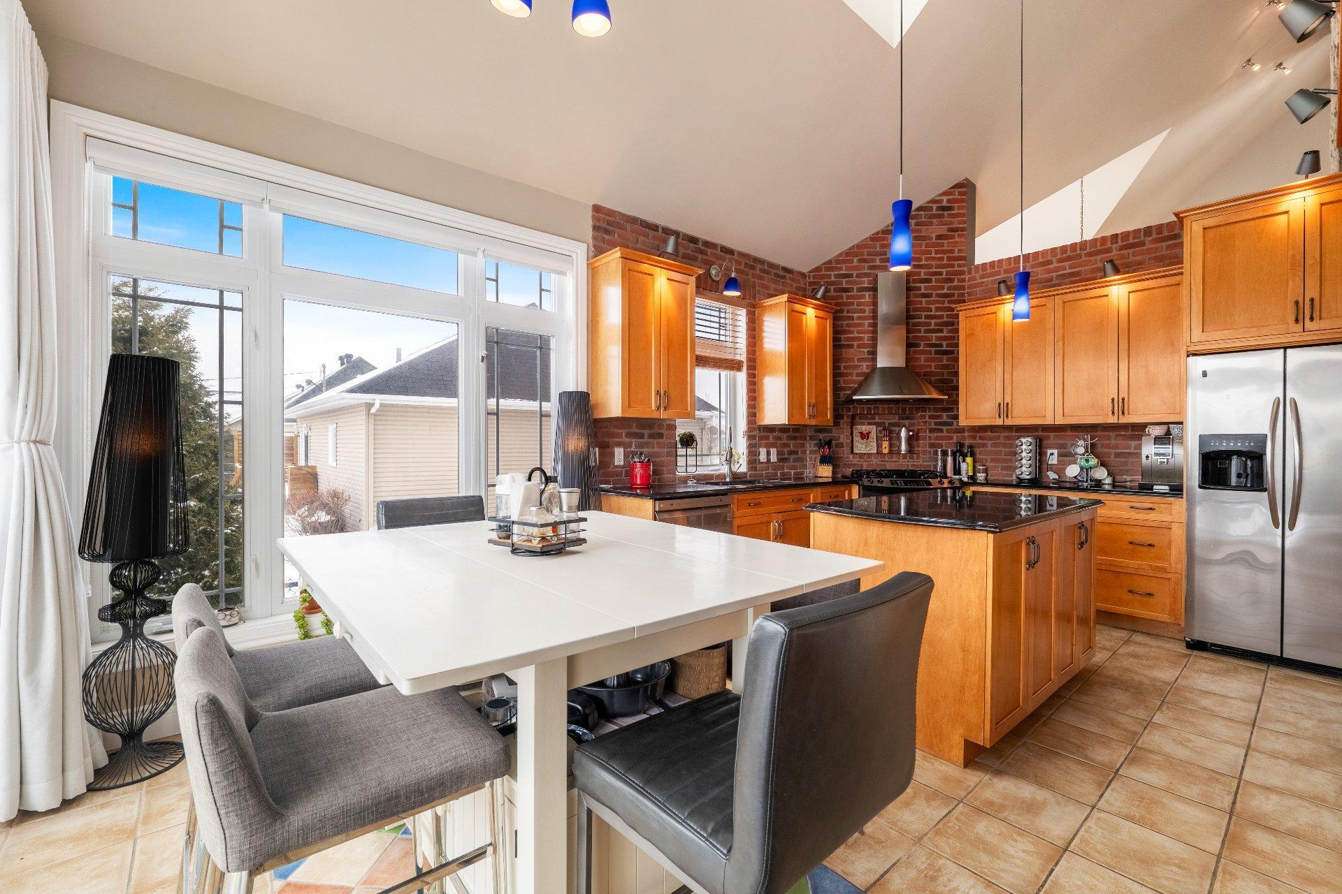 









63


Rue Granger

,
Saint-Philippe,




QC
J0L2K0

