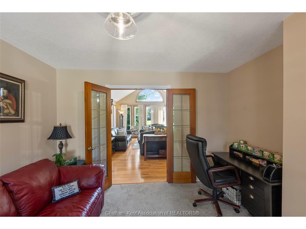 









21640


PINEHURST

Crescent,
Chatham-Kent,




ON
N7M 5J3

