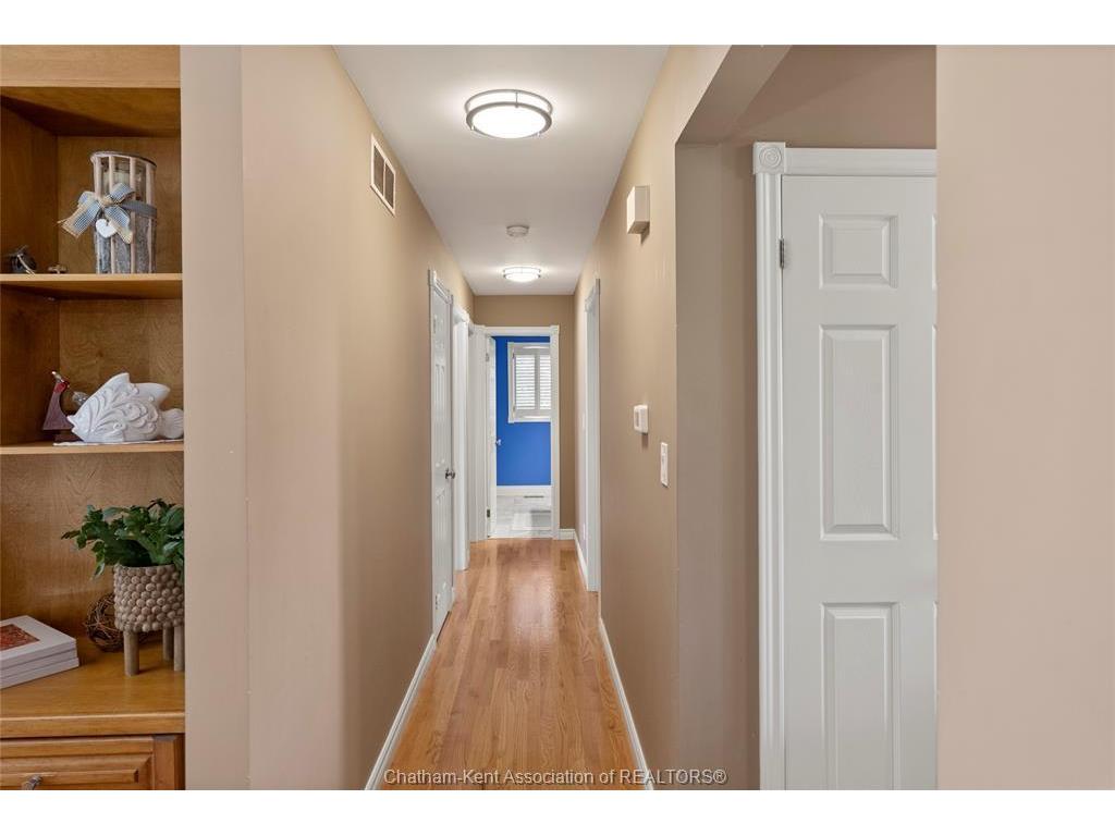 









21640


PINEHURST

Crescent,
Chatham-Kent,




ON
N7M 5J3

