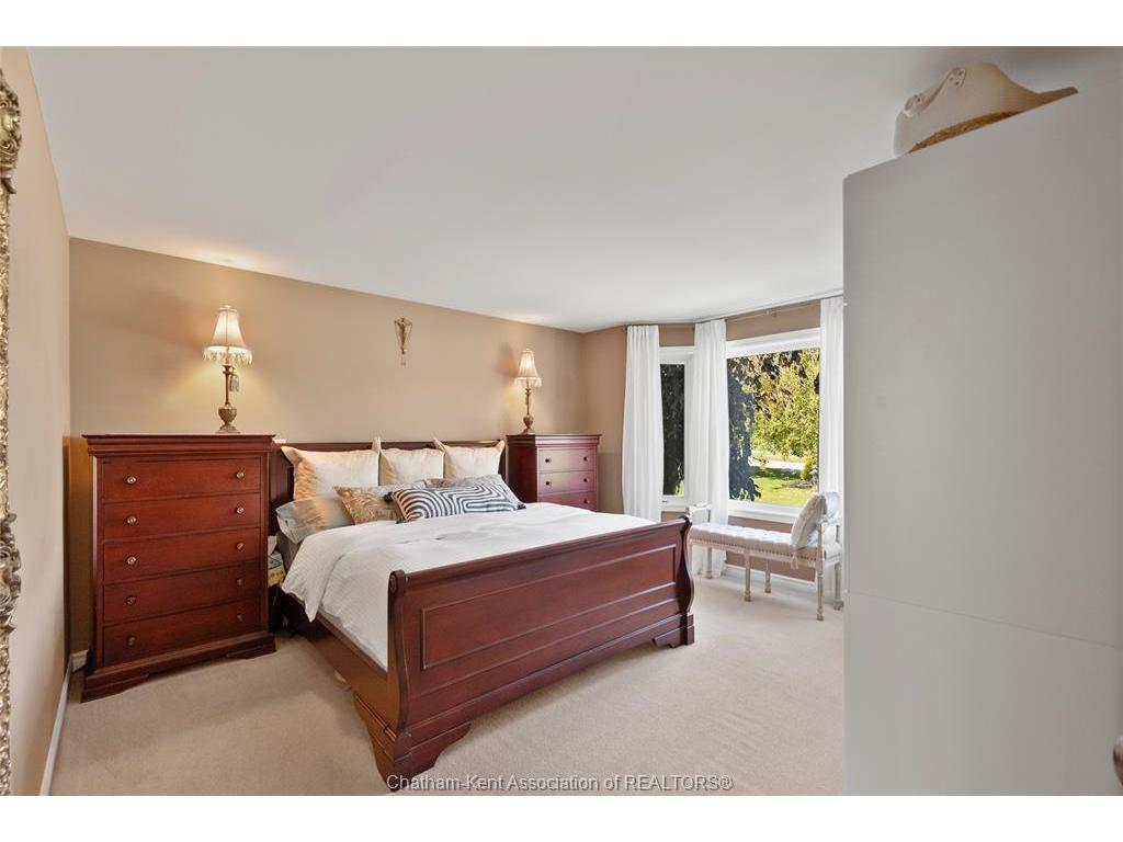 









21640


PINEHURST

Crescent,
Chatham-Kent,




ON
N7M 5J3

