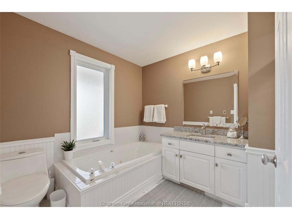 









21640


PINEHURST

Crescent,
Chatham-Kent,




ON
N7M 5J3

