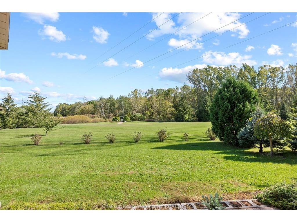 









21640


PINEHURST

Crescent,
Chatham-Kent,




ON
N7M 5J3

