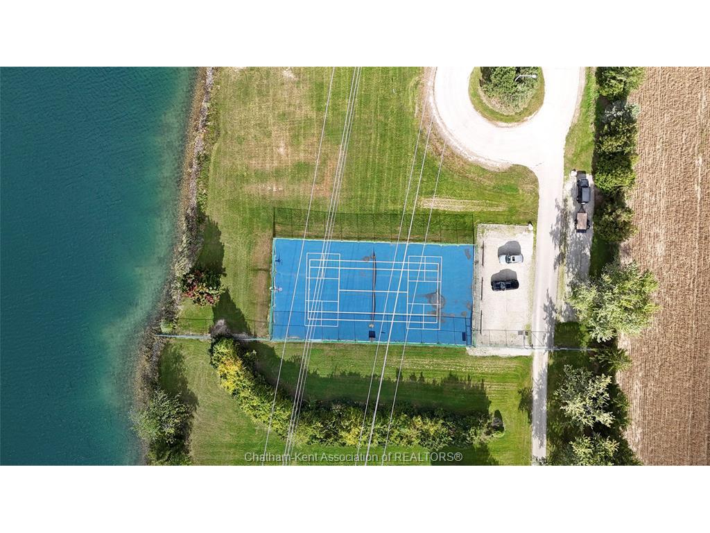 









21640


PINEHURST

Crescent,
Chatham-Kent,




ON
N7M 5J3

