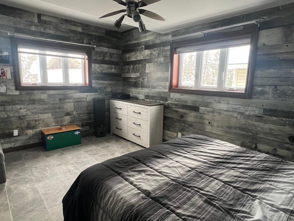 









123


8e Avenue

,
Chapais,




QC
G0W1H0

