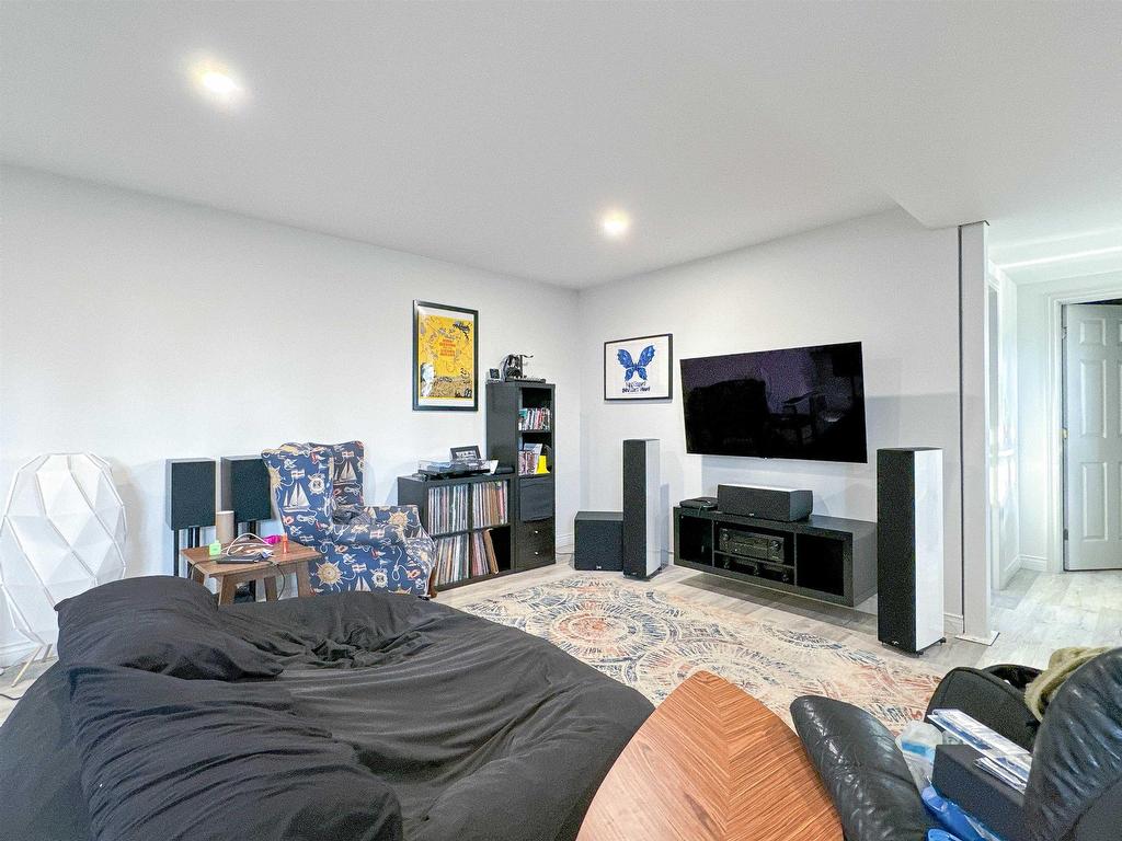 












9611 St. Peters Road

,
Canavoy,




PE
C0A 1T0

