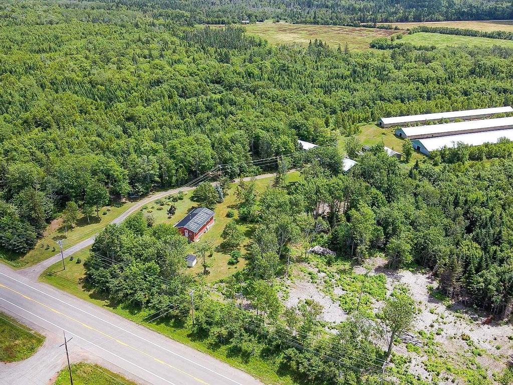 












9611 St. Peters Road

,
Canavoy,




PE
C0A 1T0


