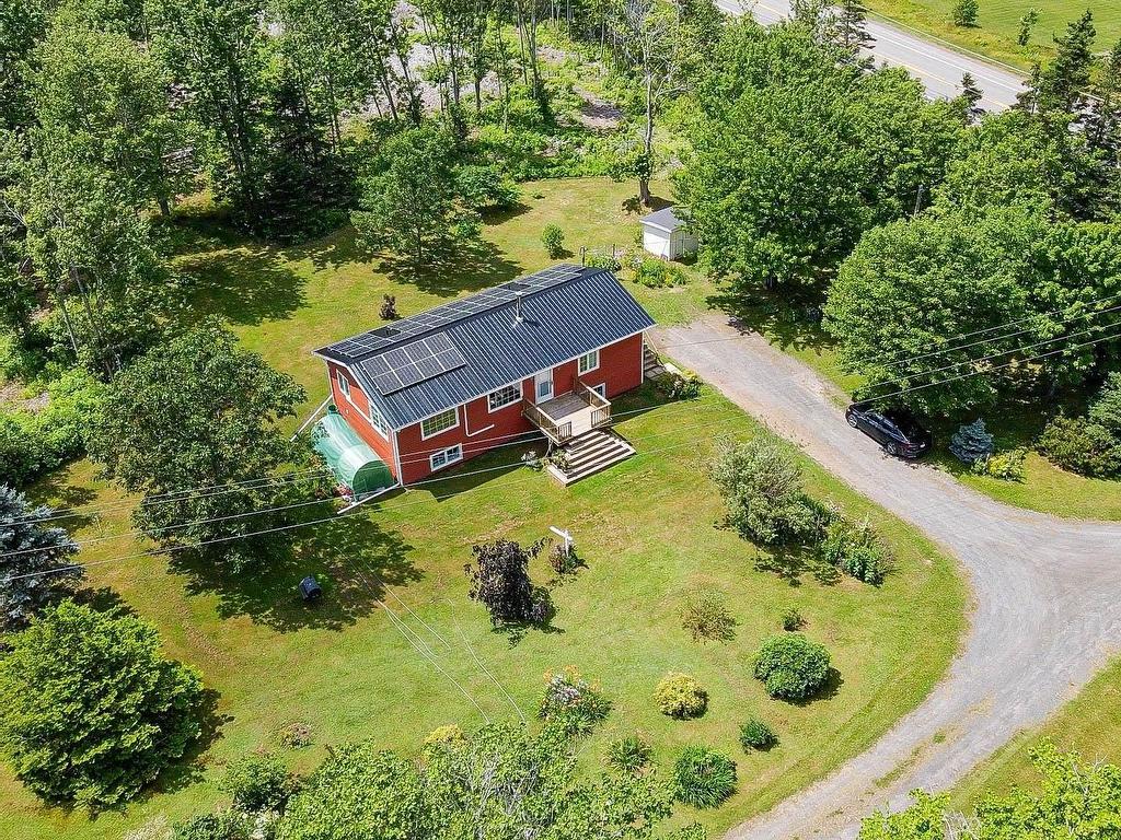 












9611 St. Peters Road

,
Canavoy,




PE
C0A 1T0

