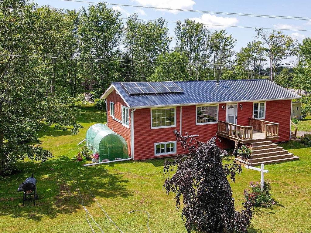 












9611 St. Peters Road

,
Canavoy,




PE
C0A 1T0

