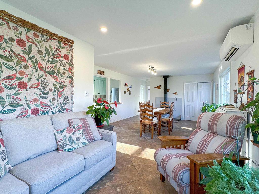












9611 St. Peters Road

,
Canavoy,




PE
C0A 1T0

