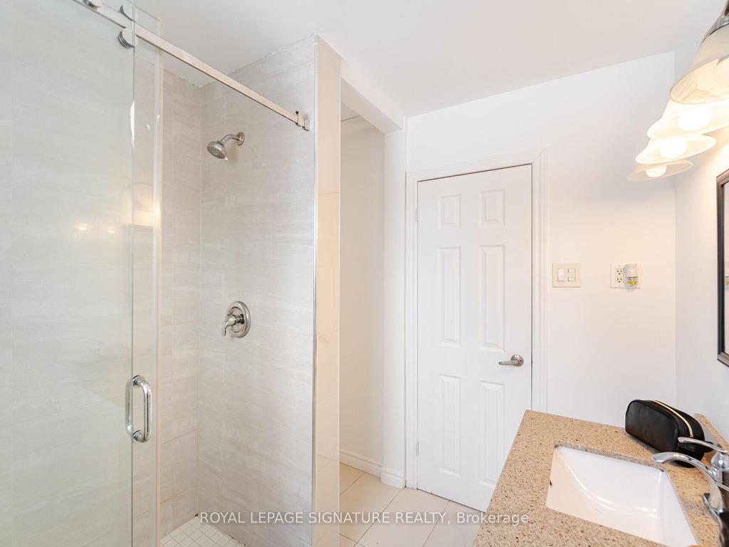 









2557


Mindemoya

Road,
Mississauga,




ON
L6M 5N8

