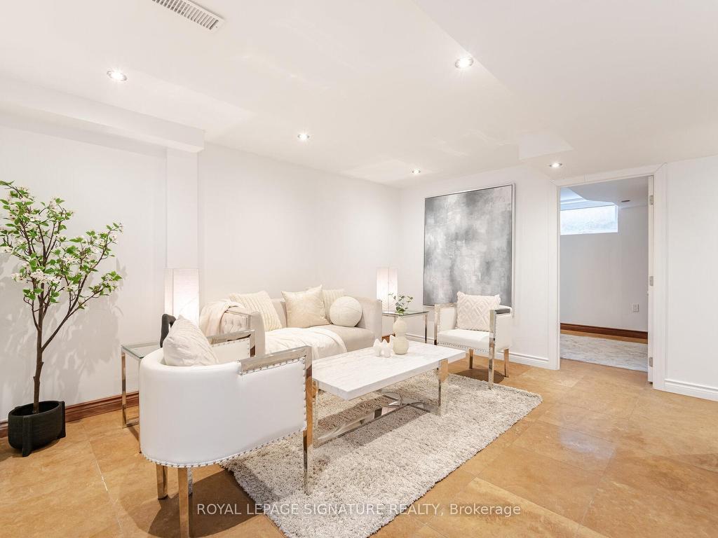 









2557


Mindemoya

Road,
Mississauga,




ON
L6M 5N8

