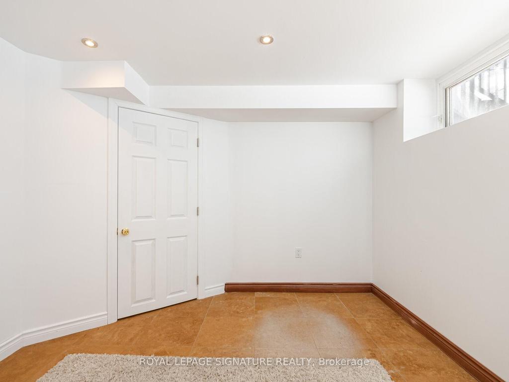 









2557


Mindemoya

Road,
Mississauga,




ON
L6M 5N8

