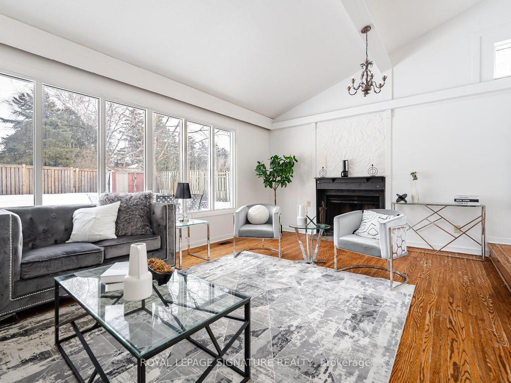 









2557


Mindemoya

Road,
Mississauga,




ON
L6M 5N8

