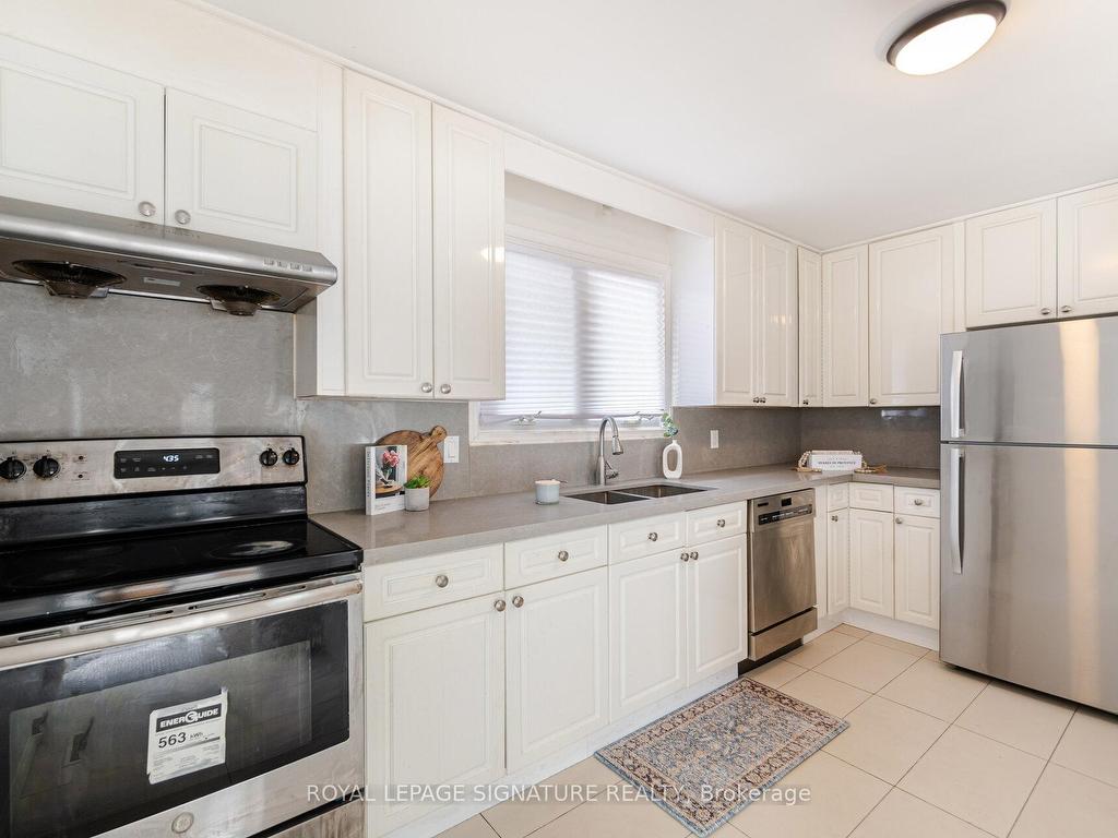 









2557


Mindemoya

Road,
Mississauga,




ON
L6M 5N8

