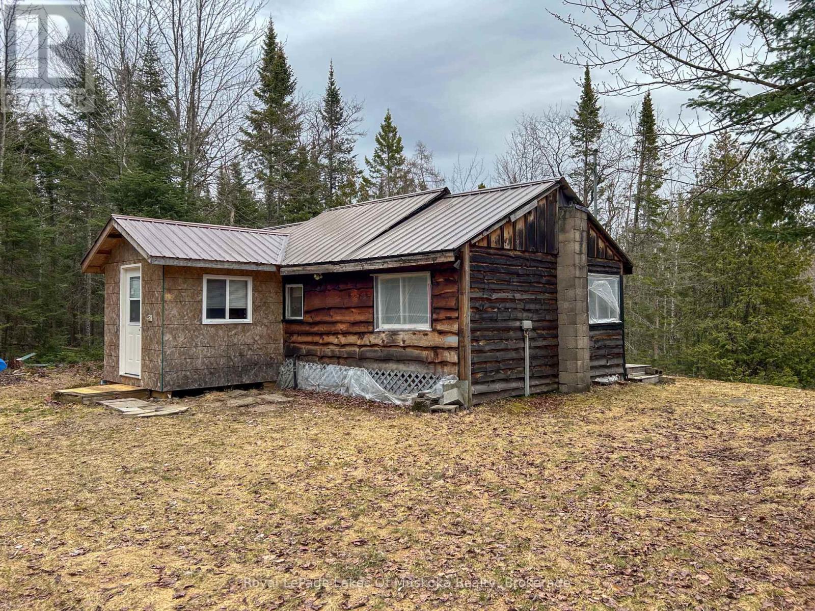 












1238 STAR LAKE ROAD

,
McMurrich/Monteith (Sprucedale),




Ontario
P0A1Y0

