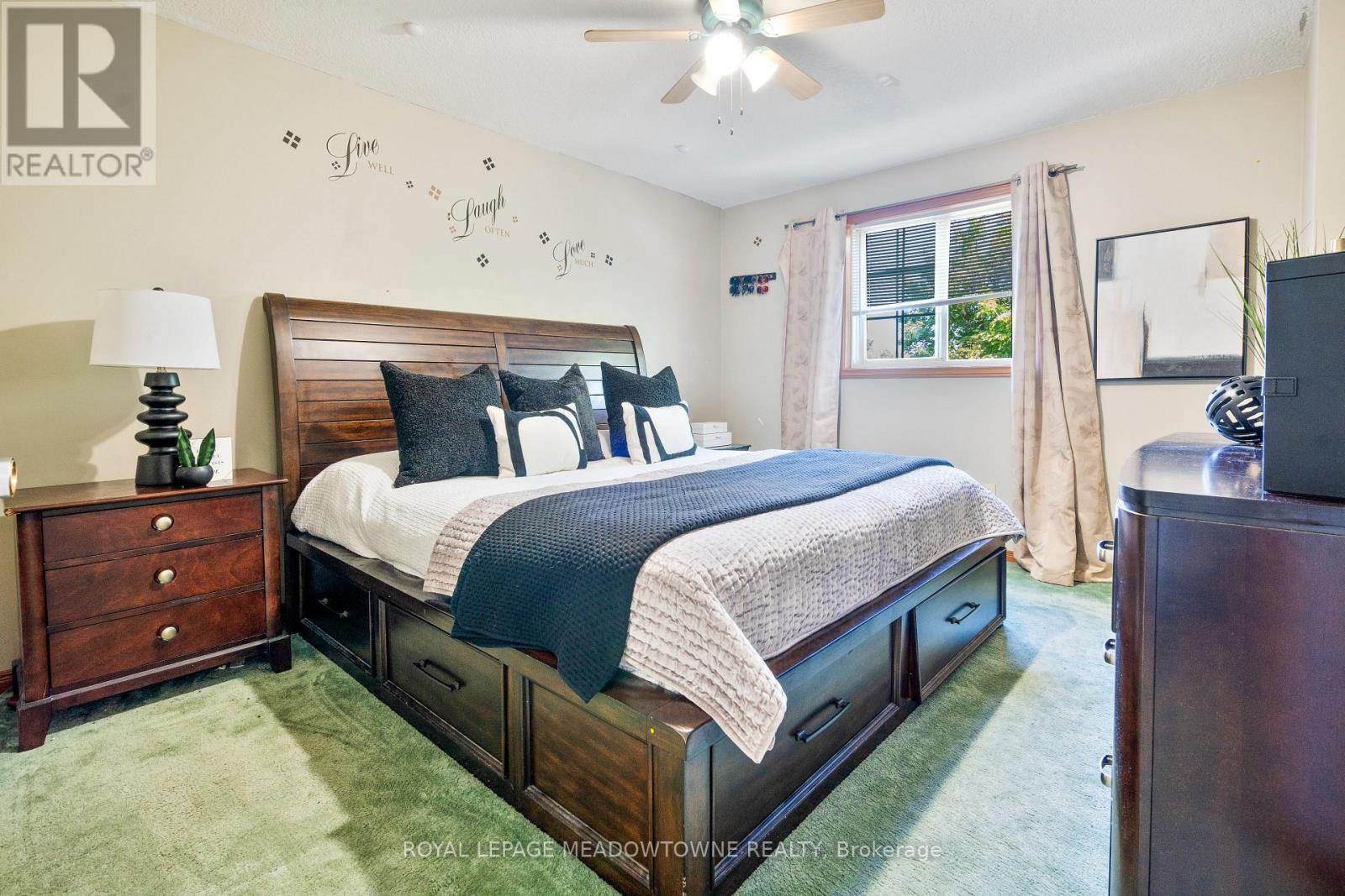 












2 - 700 CHAMPLAIN BOULEVARD

,
Cambridge,




Ontario
N1R8K1

