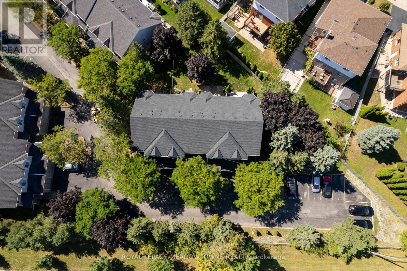 












2 - 700 CHAMPLAIN BOULEVARD

,
Cambridge,




Ontario
N1R8K1

