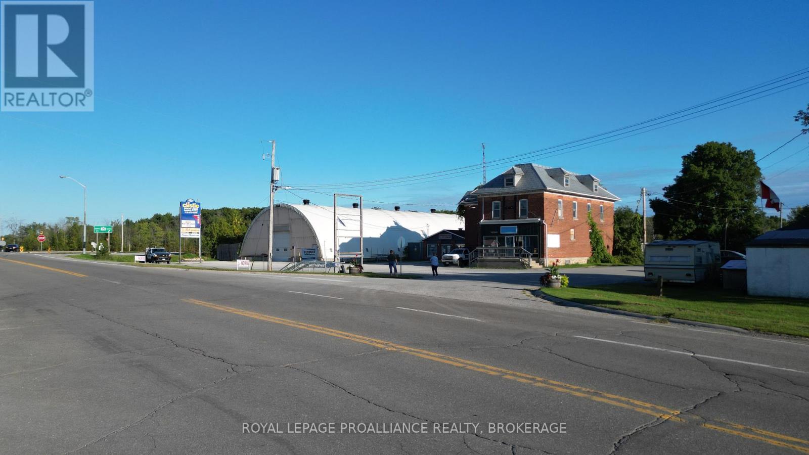 












7719 HIGHWAY 42

,
Rideau Lakes,




Ontario
K0G1E0

