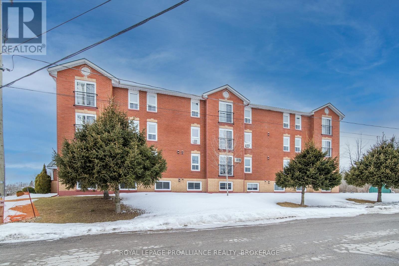 












405 - 550 TALBOT PLACE

,
Gananoque,




Ontario
K7G3C6

