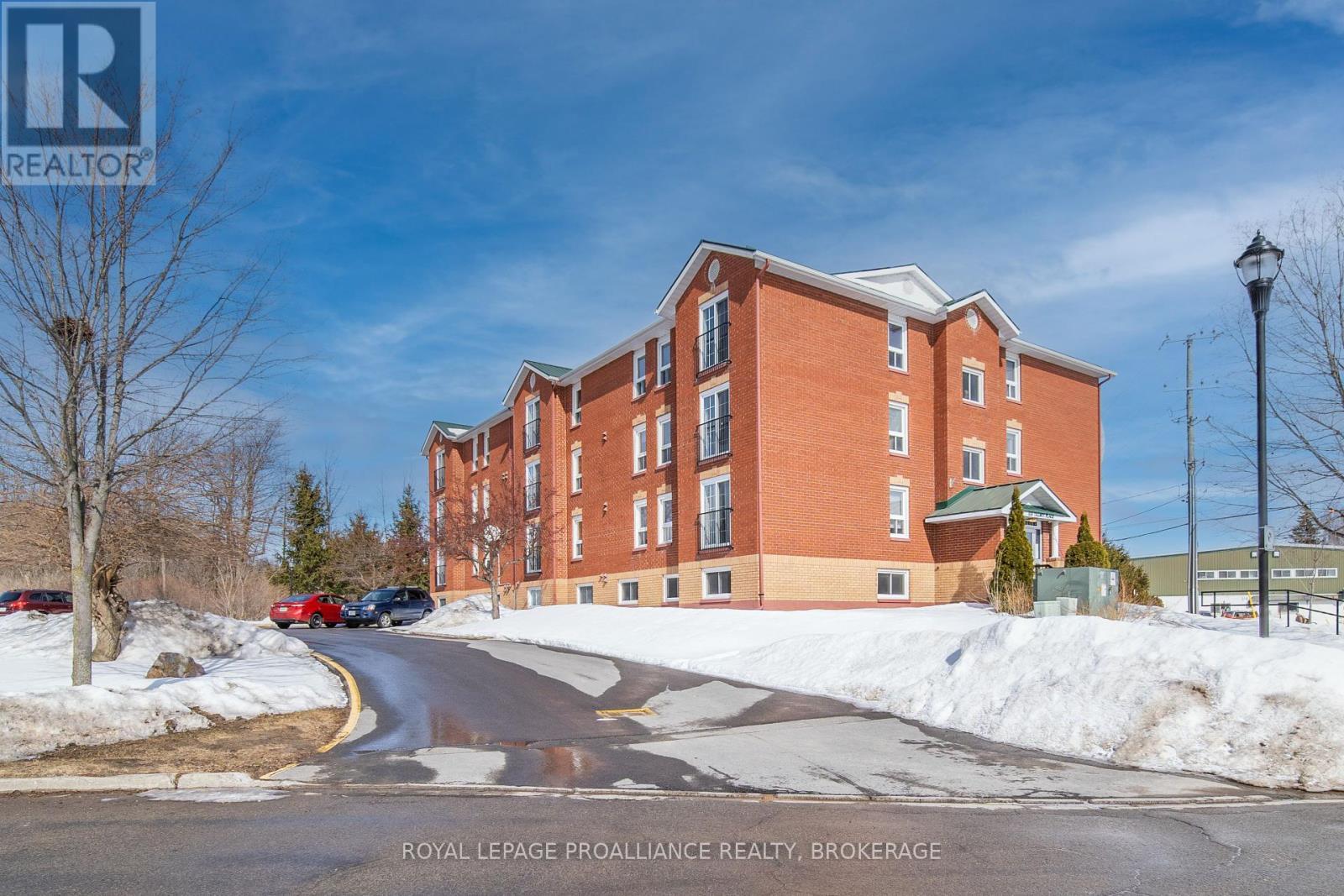 












405 - 550 TALBOT PLACE

,
Gananoque,




Ontario
K7G3C6

