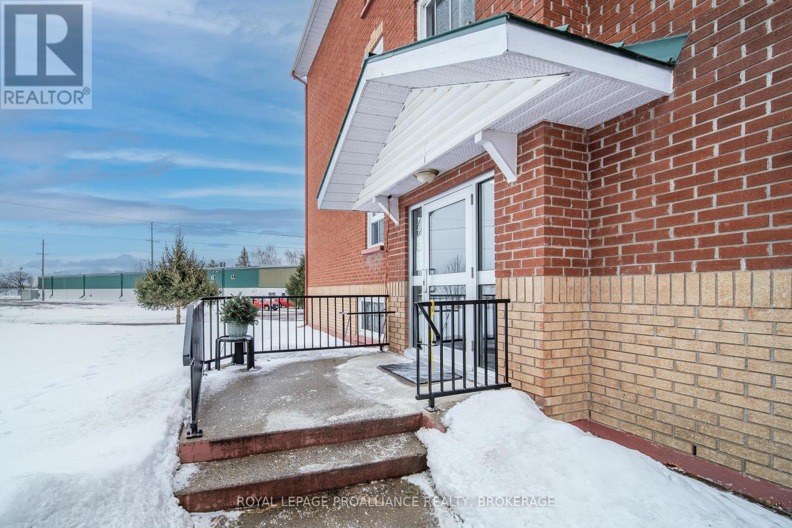 












405 - 550 TALBOT PLACE

,
Gananoque,




Ontario
K7G3C6

