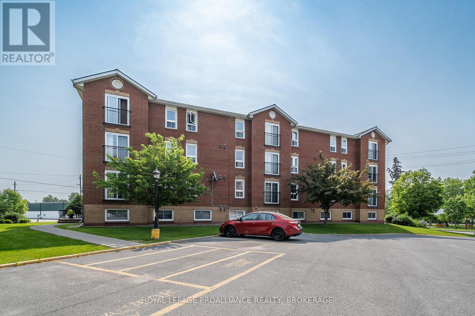 












405 - 550 TALBOT PLACE

,
Gananoque,




Ontario
K7G3C6

