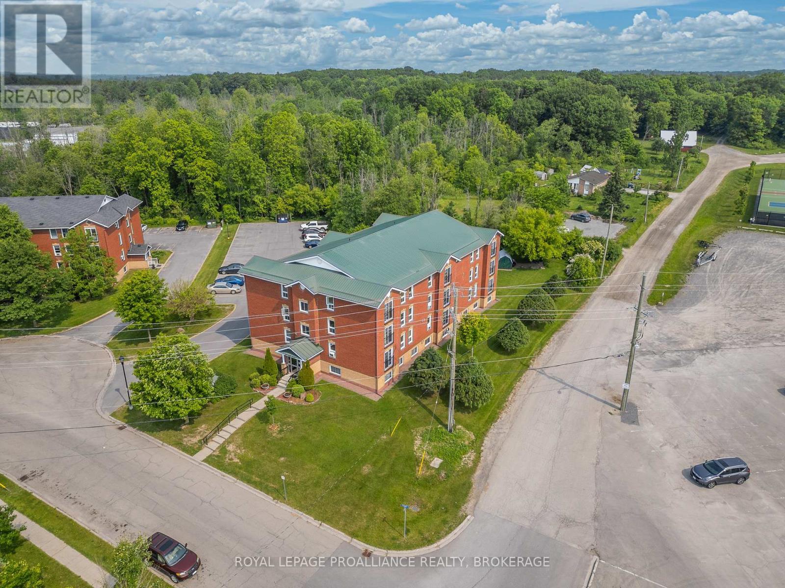 












405 - 550 TALBOT PLACE

,
Gananoque,




Ontario
K7G3C6

