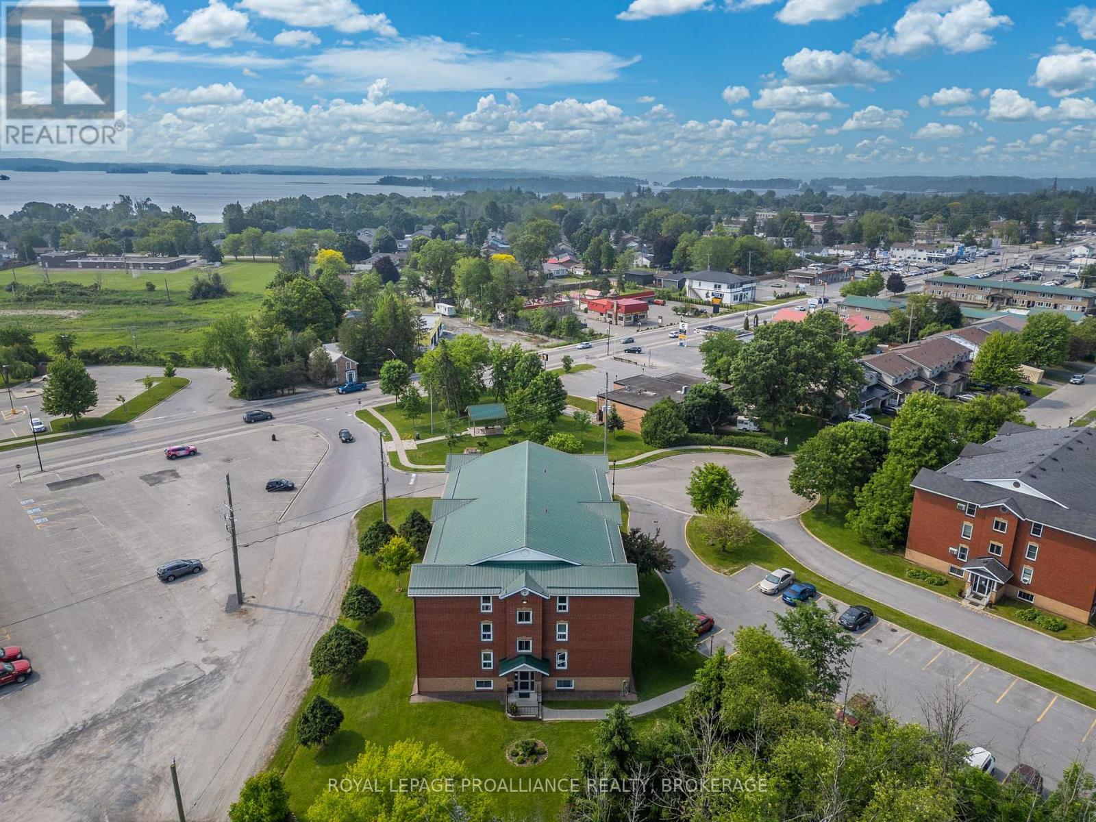 












405 - 550 TALBOT PLACE

,
Gananoque,




Ontario
K7G3C6

