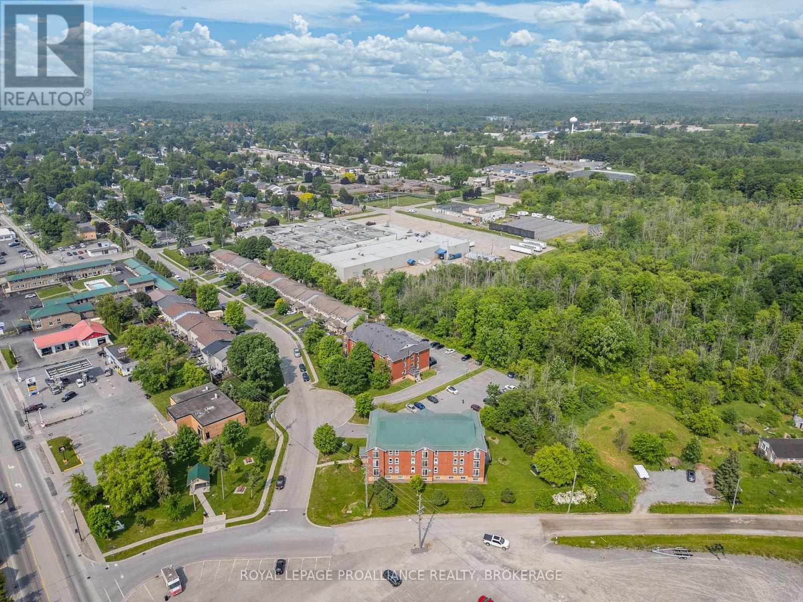 












405 - 550 TALBOT PLACE

,
Gananoque,




Ontario
K7G3C6

