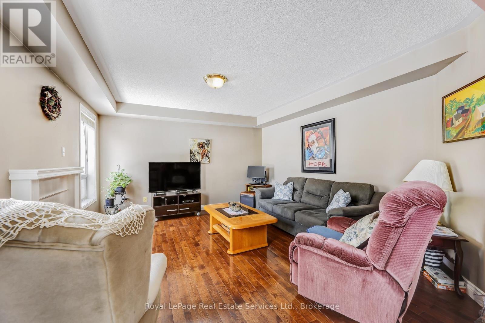 












164 DIXON DRIVE E

,
Milton (DE Dempsey),




Ontario
L9T5R7

