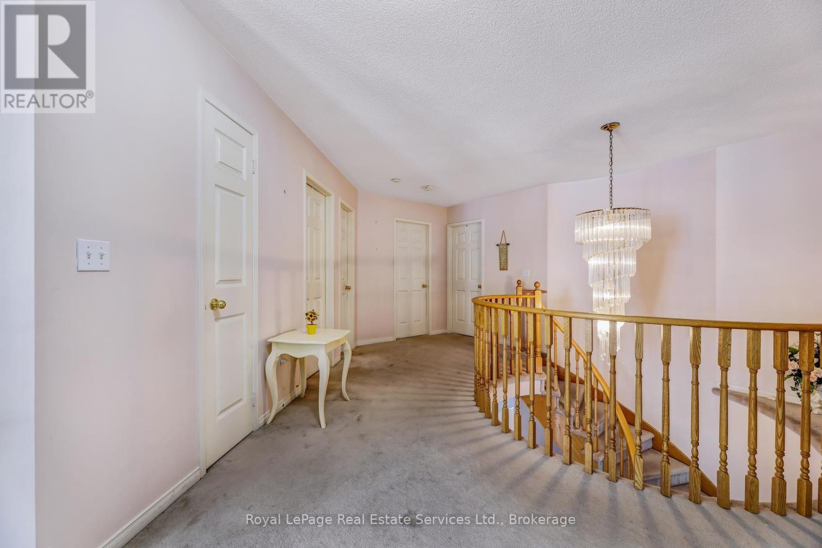 












164 DIXON DRIVE E

,
Milton (DE Dempsey),




Ontario
L9T5R7

