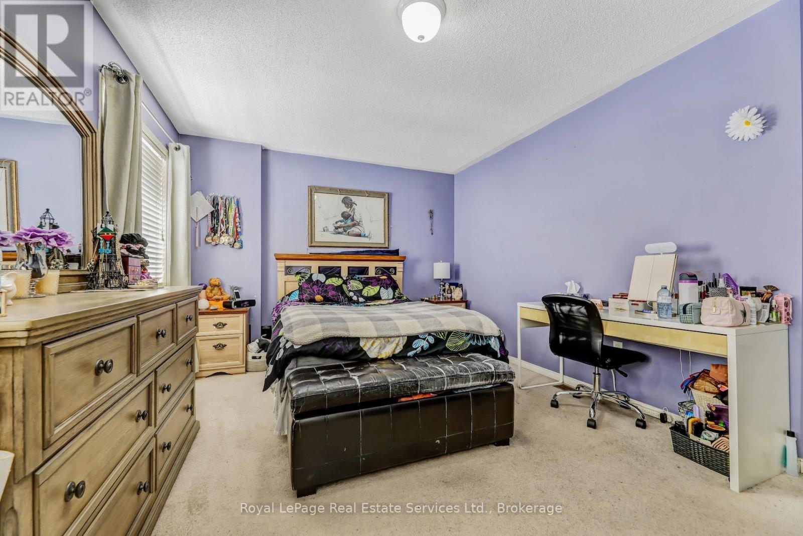 












164 DIXON DRIVE E

,
Milton (DE Dempsey),




Ontario
L9T5R7

