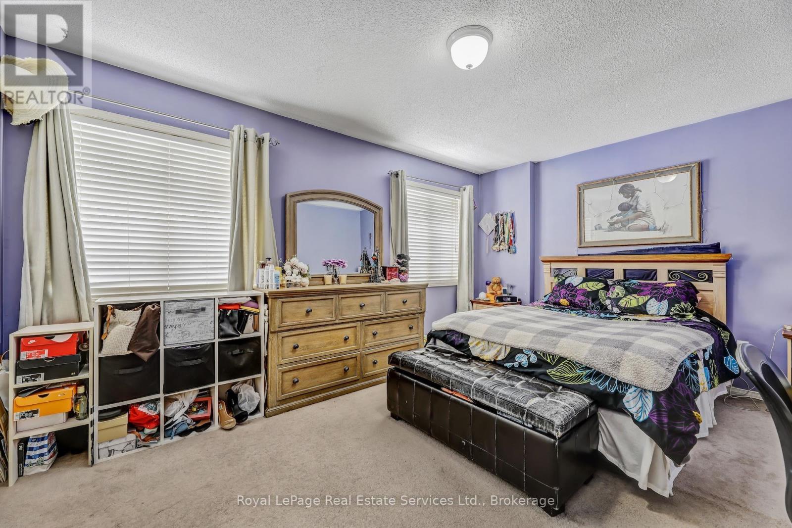 












164 DIXON DRIVE E

,
Milton (DE Dempsey),




Ontario
L9T5R7

