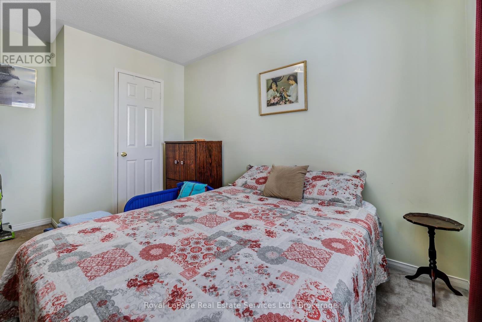 












164 DIXON DRIVE E

,
Milton (DE Dempsey),




Ontario
L9T5R7

