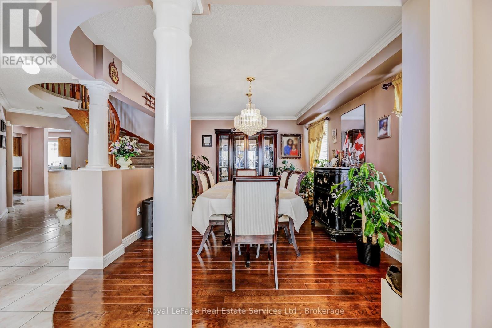 












164 DIXON DRIVE E

,
Milton (DE Dempsey),




Ontario
L9T5R7

