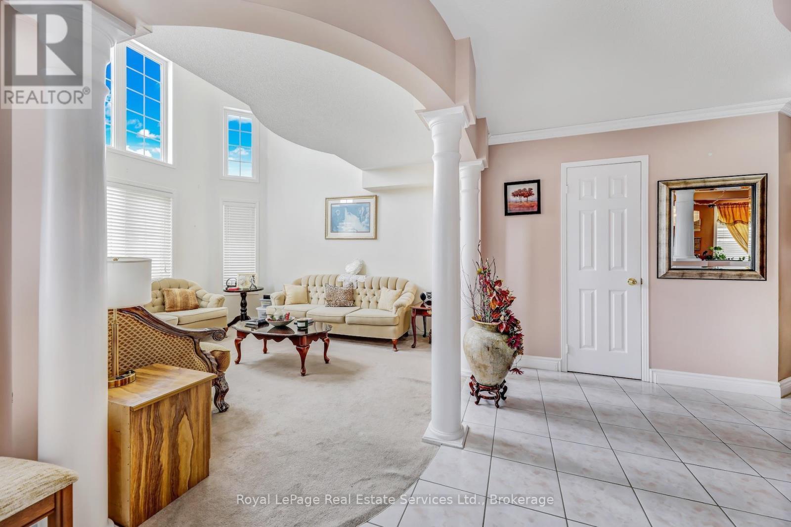 












164 DIXON DRIVE E

,
Milton (DE Dempsey),




Ontario
L9T5R7

