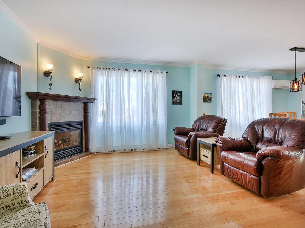 









1023


Rue Douglas

,
Saint-Jean-sur-Richelieu,




QC
J3A2A9

