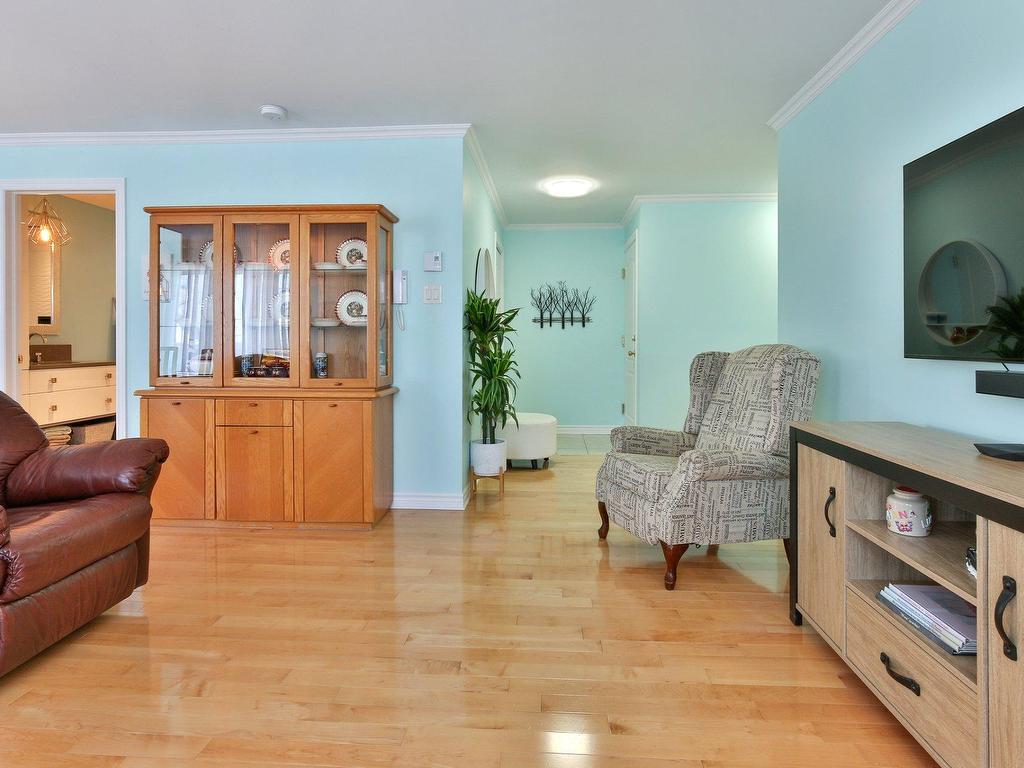 









1023


Rue Douglas

,
Saint-Jean-sur-Richelieu,




QC
J3A2A9

