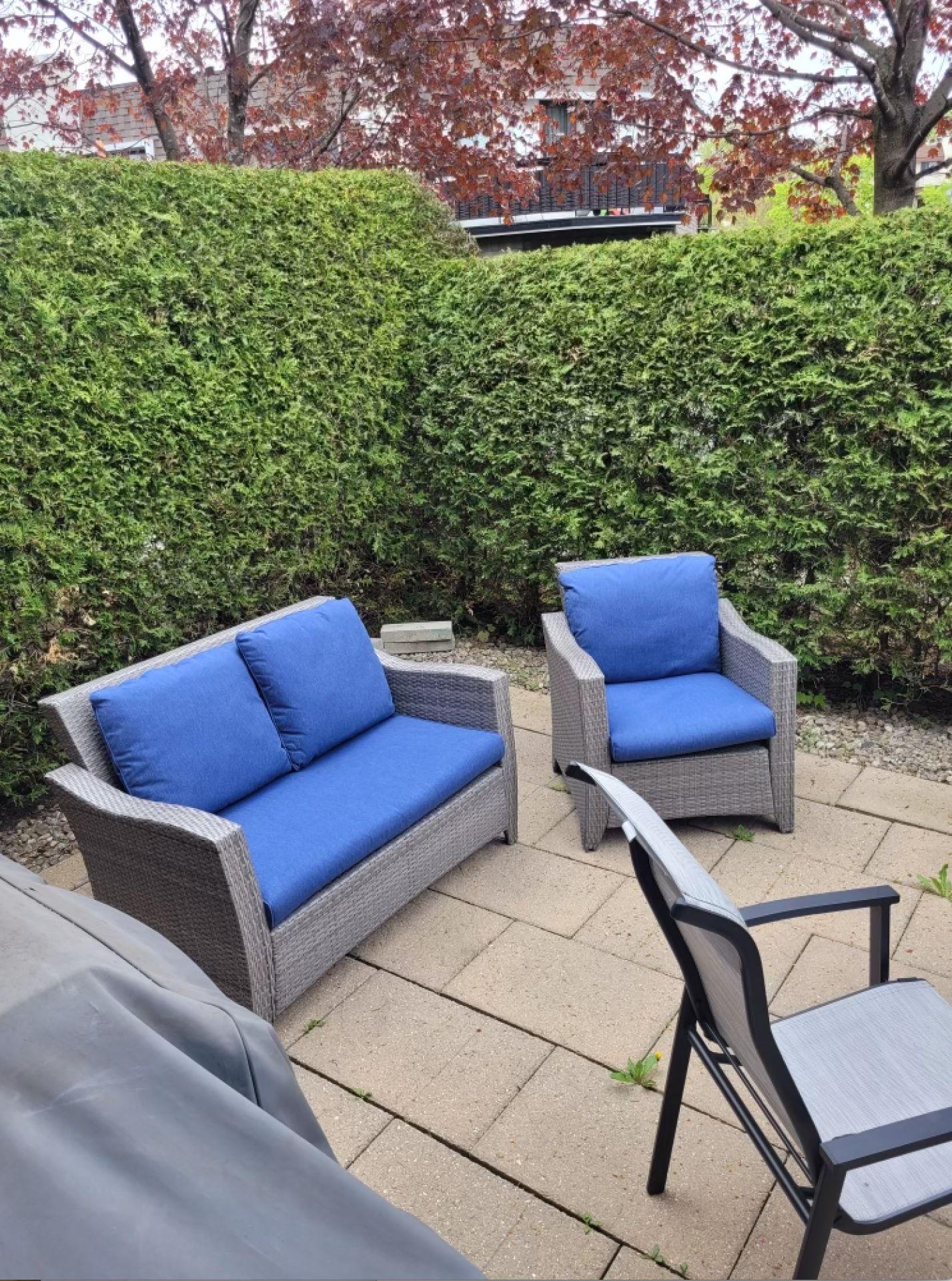 









1800


Place Dunant

, 27,
Saint-Bruno-de-Montarville,




QC
J3V2Y2

