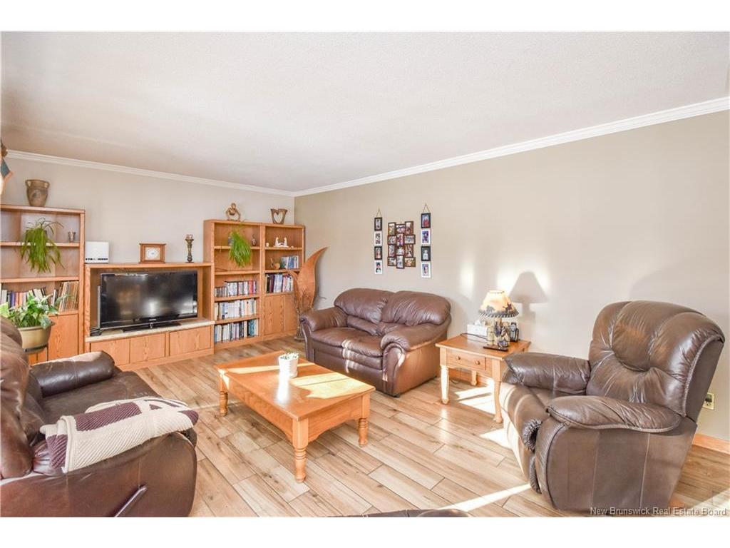 









2449


160

RTE,
Saint-Sauveur,




NB
E8L 1R7

